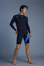 Load image into Gallery viewer, SPEEDO HERO 5.0 BLACK RASHTOP (*top only)
